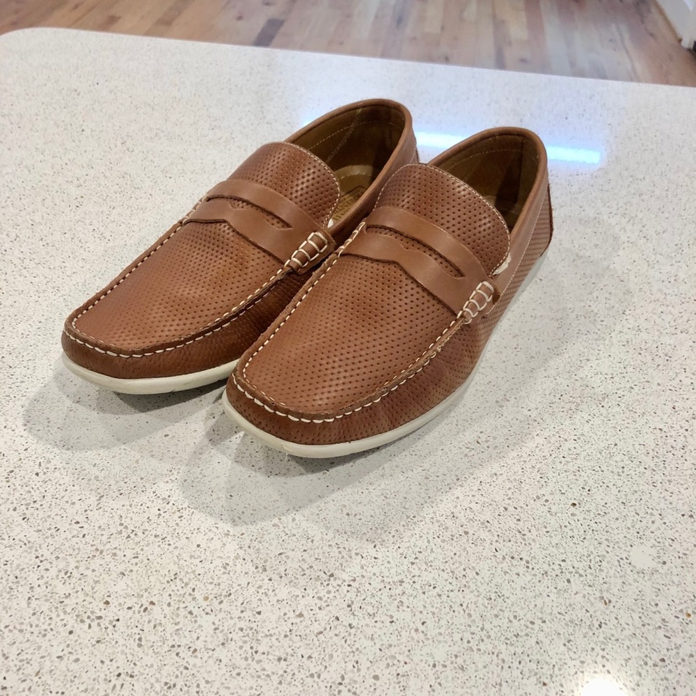 Men’s driving show size 9
